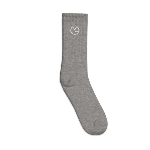 movin on up embroidered socks grey